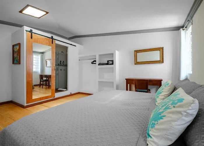 Senda Stays Coyoacan - 6Br Casa And Garden Steps From Frida Kahlo Holiday home Mexico City